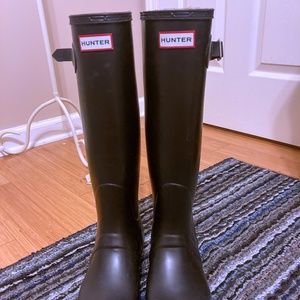 Hunter Tall Black Rain Boots with Boot Socks